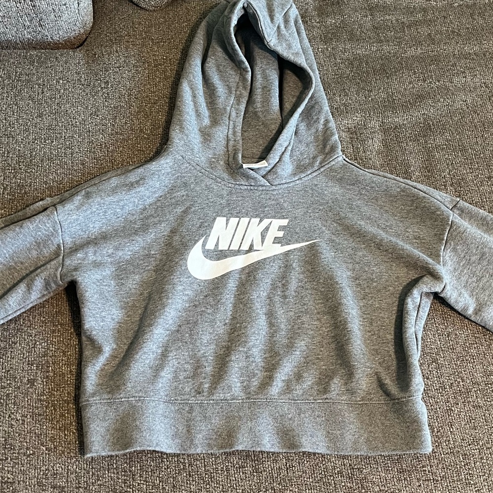 Nike girls crop sweatshirt